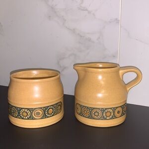 Made in England Vintage Yellow/Gold  Creamer Pitcher & Sugar Bowl Serving Set